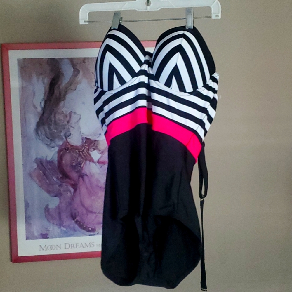 Torrid one piece swim suit
